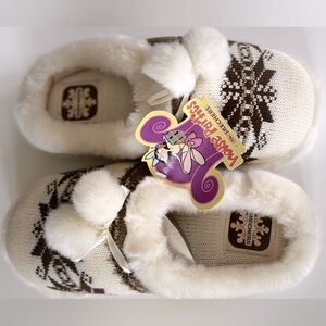SKECHERS SLIPPERS 8 1/2M